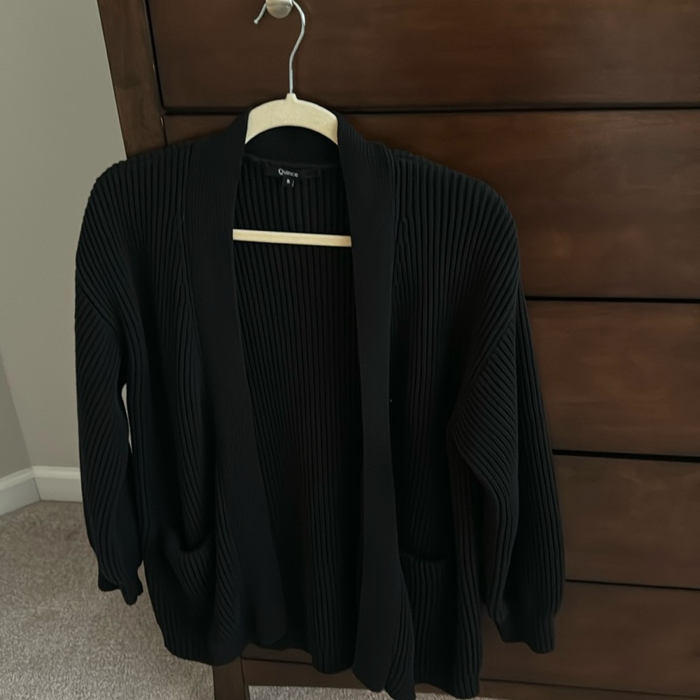 Quince organic cotton cardigan. Black; size small.